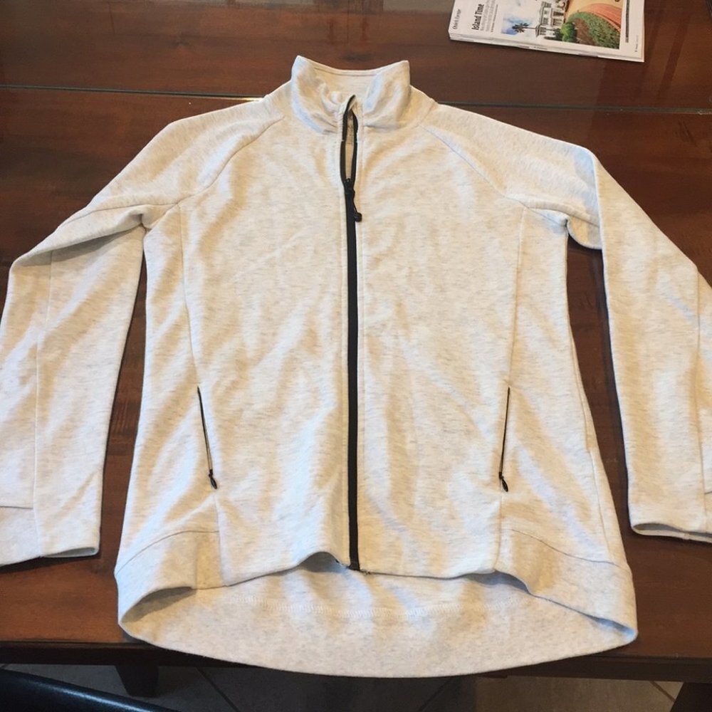 S‎ Kirkland Signature Jacket